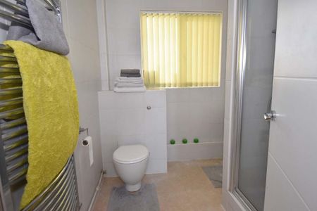 3 bedroom bungalow to rent - Photo 5
