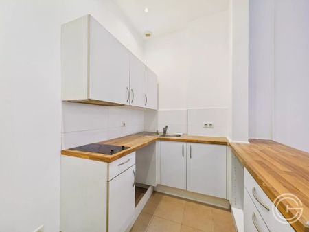 Location Appartement 3 pièces 50m² NICE 06000 - Photo 3