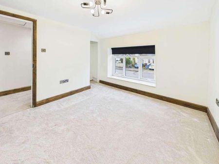 Tyn-y-parc Road, Rhiwbina, Cardiff, CF14 - Photo 4
