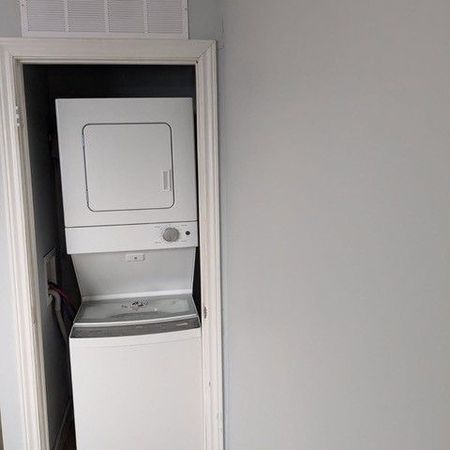 For Lease - 3046 Jaguar Valley Drive Unit# 405, Mississauga, Ontario - Photo 3