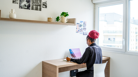 ST 18m² étage cour - Photo 2