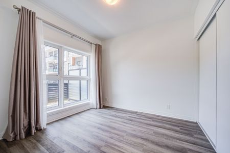 For Lease - 102 Grovewood Common N/A Unit# 138, Oakville, Ontario - Photo 3