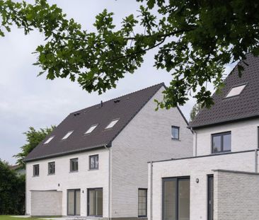 Ruime energiezuinige nieuwbouw met 5 slaapkamers en grote tuin op T... - Photo 2