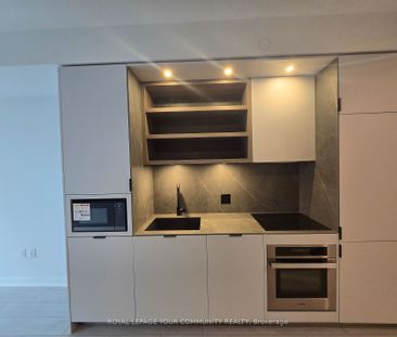 For Lease - 55 Charles Street Unit# 4507, Toronto, Ontario - Photo 2