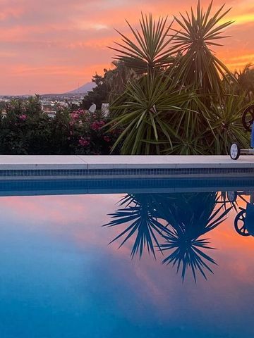 Luxury Villa for rent in Nueva Andalucia, Spain - Photo 2