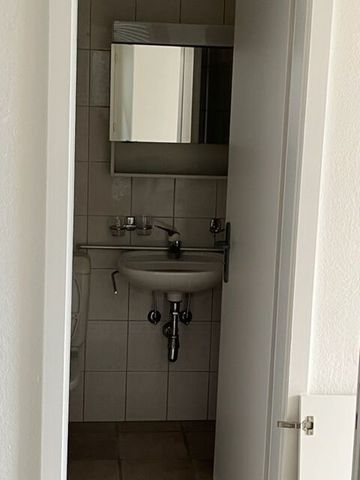 MURALTO, EINZIMMERWOHNUNG MIT SEEBLICK ZU VERMIETEN - Photo 2