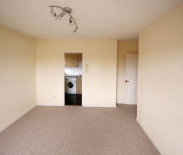 1 Bed Flat, Darlington Court, SE6 - Photo 3