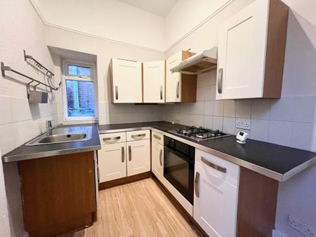 2 bedroom apartment to rent - Photo 5