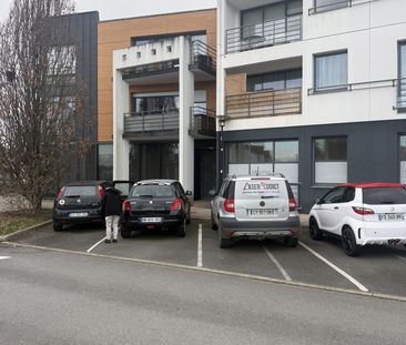 Location Appartement 2 pièces 56m² MONTAIGU VENDEE 85600 - Photo 6