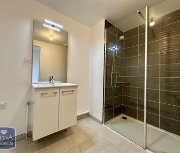 Location Appartement 2 pièces 45m² LA RICHE 37520 - Photo 2