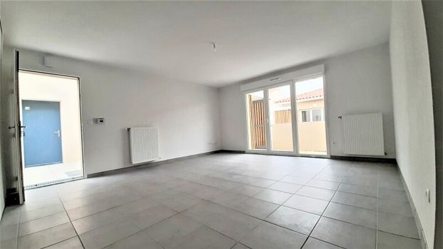 Location Appartement 3 pièces 66m² PINS JUSTARET 31860 - Photo 1