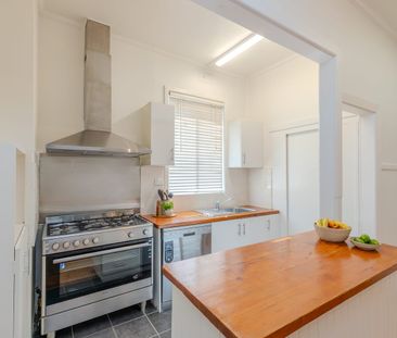 Charming 3-Bedroom Home - Photo 6