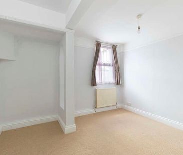 Kings Road, Cheltenham, GL52 - Photo 4