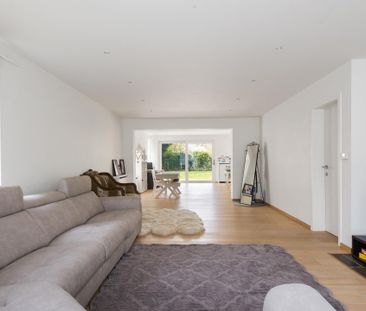 Huis te huur in Brasschaat met 4 slaapkamers - Photo 1