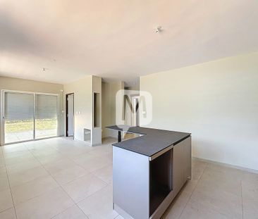 Location Appartement 3 pièces 63m² MATOURY 97351 - Photo 4