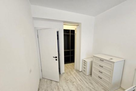 Vitan barzesti rin grand studiio dubla etaj 4 - Fotografie 3