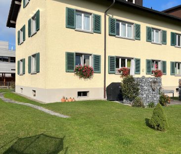 "ruhig & zentral - sanierte 4-Zimmerwohnung im Grünen" - Photo 1