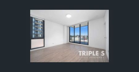 Open balcony with water view and garden view future! - Photo 2