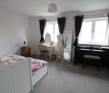 Edmett Way, Maidstone, Maidstone, ME17 3GD - Photo 2