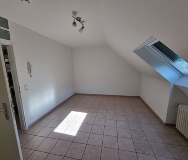 Trier Ost: Modernisiertes 1-Zimmer Apartment in gepflegtem Mehrfami... - Photo 2