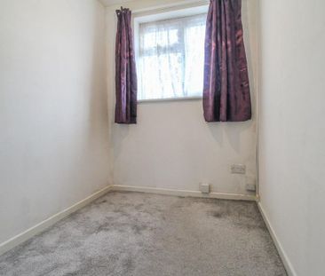 2 bedroom semi-detached house to rent - Photo 4