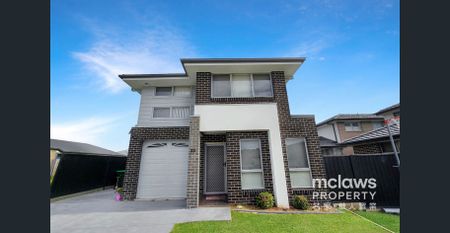 Stunning Family Home in Leppington - For rent - Photo 3