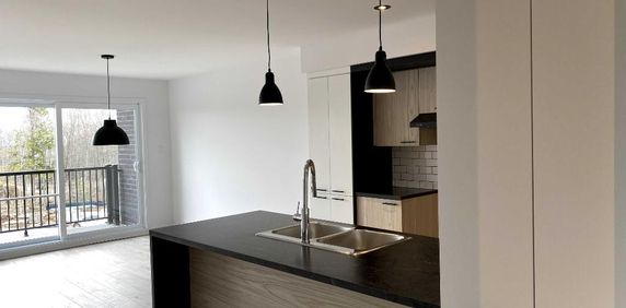 Logement 5 1/2 - Octobre 2025 - Saint-Jérôme - Photo 2
