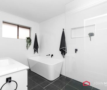 30 Truman Avenue, Tolland, NSW 2650 - Photo 2