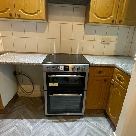 2 bedroom ground floor flat to rent - Photo 1