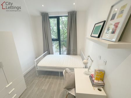 2 Bedroom Flat - Photo 4