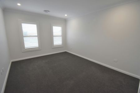 Prime Location - Stylish 2-Bedroom Unit! - Photo 2