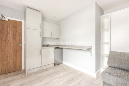 Studio to rent - Photo 3