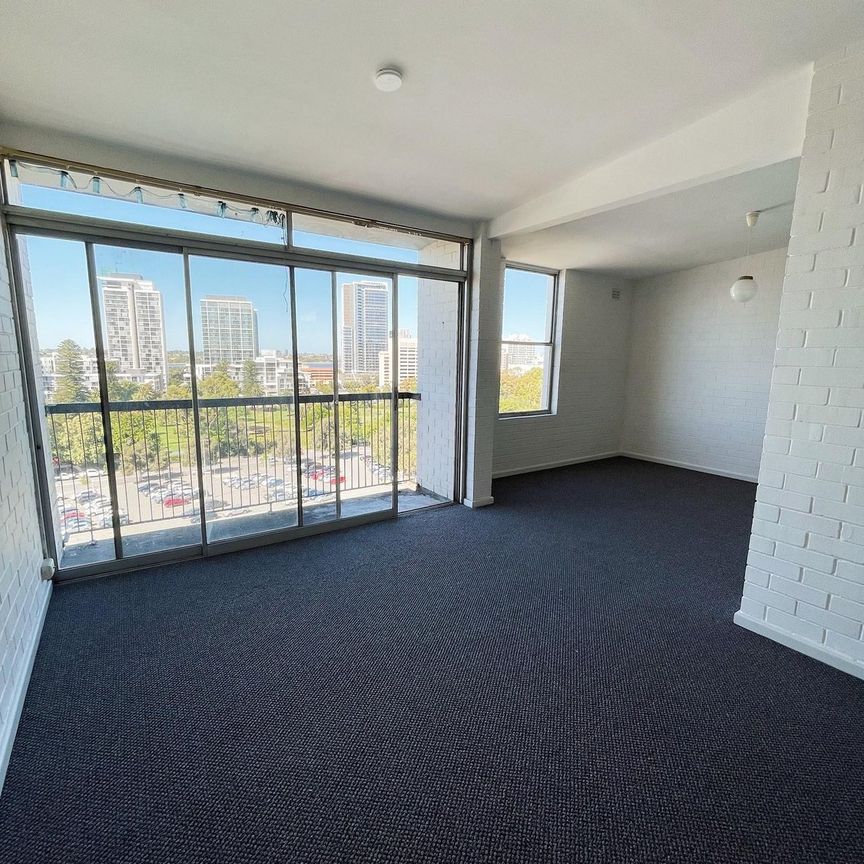 Location, Location, Location! - Inner-City Living with Stadium Views - Photo 1