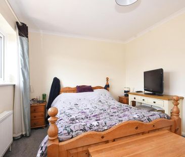 3 bedroom detached house to rent - Photo 4