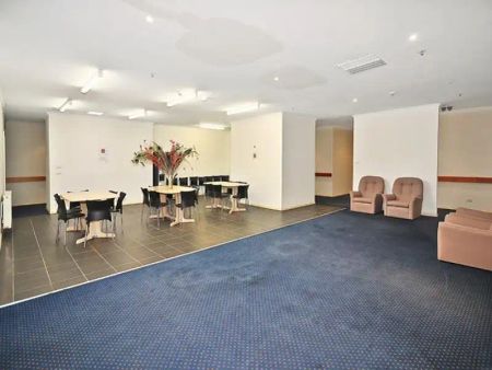 “Rooms with ensuites available!” - Photo 5