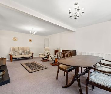3 bedroom detached bungalow to rent - Photo 1