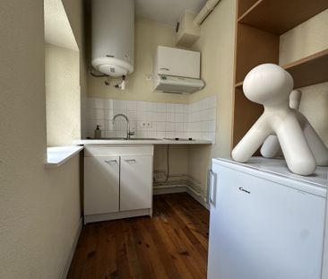 Location Appartement 2 pièces 28m² CLERMONT FERRAND 63000 - Photo 2