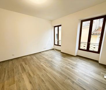 Location Appartement 4 pièces 91m² - Photo 6