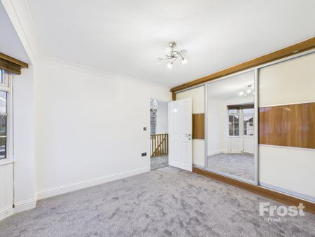 3 bedroom semi-detached house to rent - Photo 5