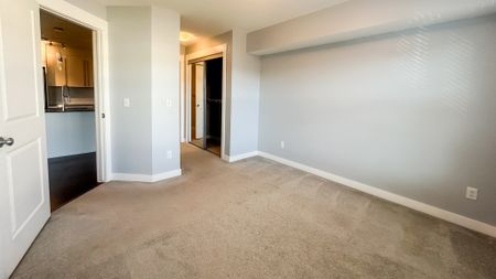 Modern 2 Bedroom Condo With Balcony & Underground Parking In Mahogany. - Photo 4