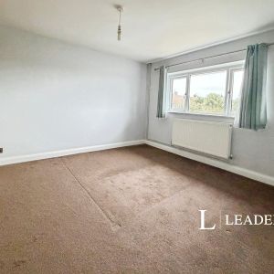 2 bedroom maisonette to rent Warner Road, Worthing, BN14 - Photo 2