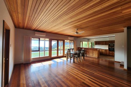 Spacious Split-Level Home with Breathtaking Views of Wirrina Cove - Photo 3