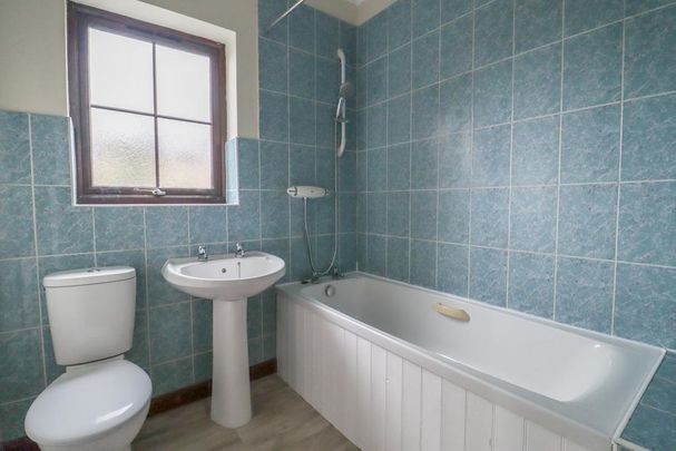 2 bedroom semi-detached house to rent - Photo 1