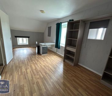 Location Maison 4 pièces 114m² ARGENTRE 53210 - Photo 1