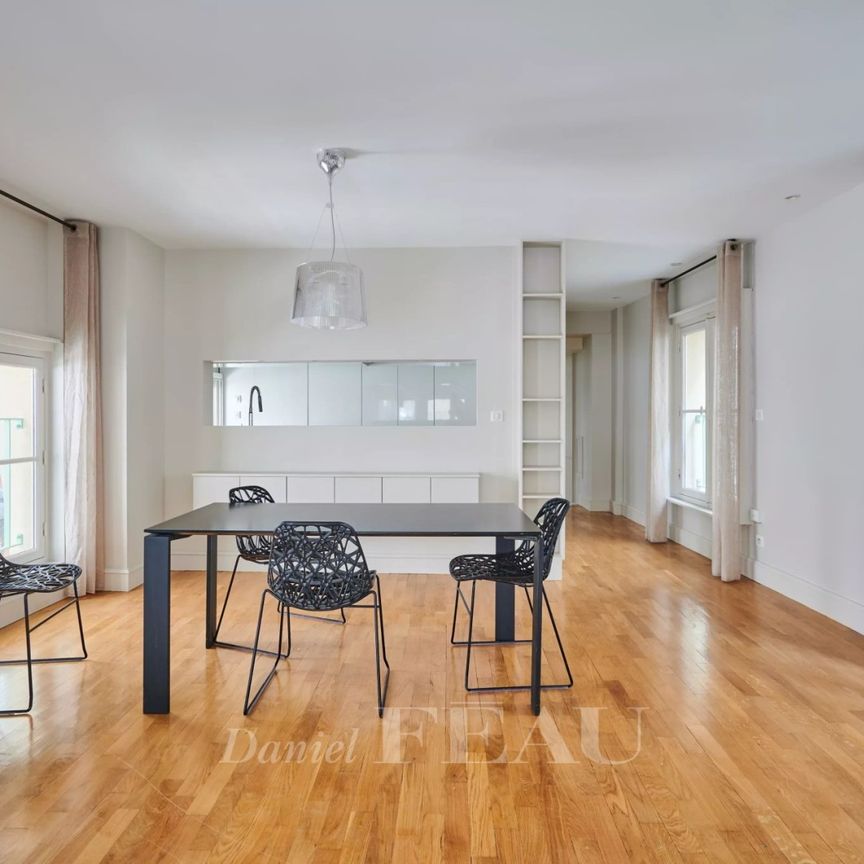 Tout savoir sur cet appartement dans le quartier Saint Germain des Prés, à Paris 6ème - Photo 1