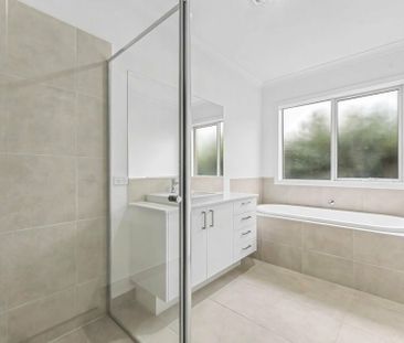 Brand New, Low Maintenance, Four Bedder! - Photo 5
