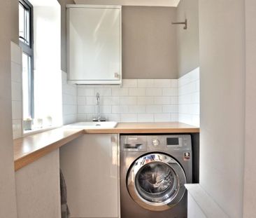 4 bedroom semi-detached house to rent - Photo 3