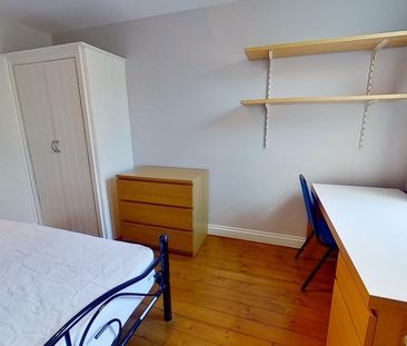 6 bedroom house to rent - Photo 2