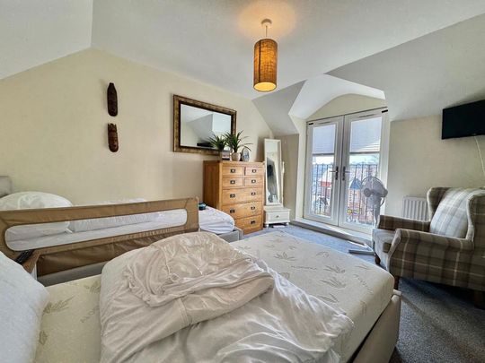 2 bedroom semi-detached house to rent - Photo 1