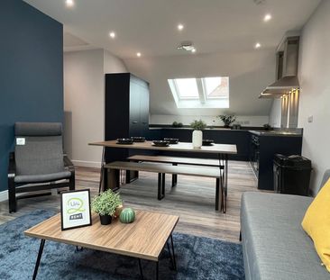 Room 2, Flat 17, Commercial Point, NG9 2NG, NOTTINGHAM - Photo 2